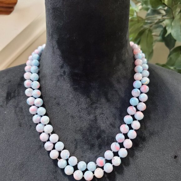 Women's Pink & White Two Layer Round Beaded Fashion Jewelry Necklace - Picture 2 of 7